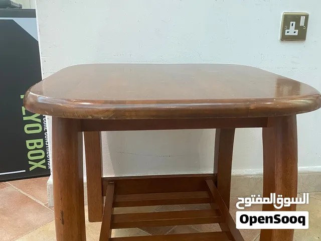 Solid Wood Side Table / End Table – Excellent Condition