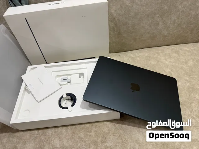 ماك بوك ير M4  الكفاله ساري  15.6 بوصة