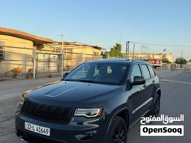 جيب كراند شيروكي ترايل هوك 2018 رقم اربيل بسمي لون سمنتي مميز