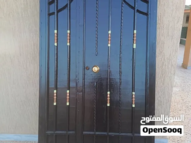 باب حديد رايسي العنوان صرمان
