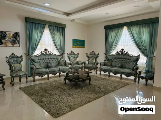 أثاث منزلي 2 طقم مع كامل ملحقاته بحاله ممتازه
