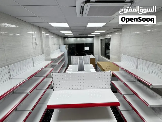 محل مع كامل التجهيزات للبيع
