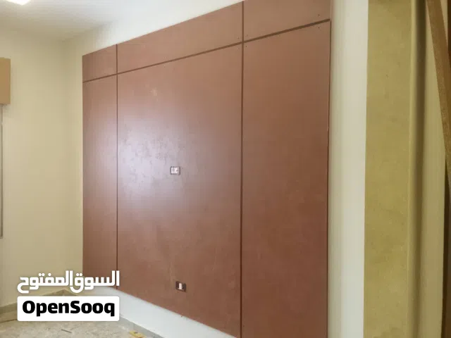 تجهيز المحلات التجارية وتركيب بديل الخشب وبديل الشيبورد