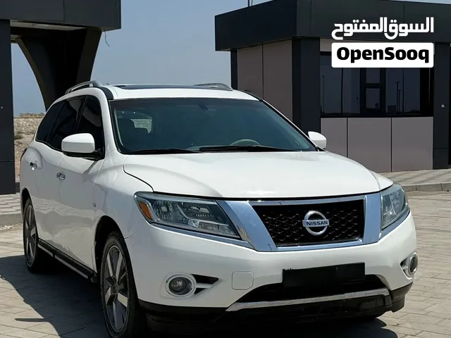 Used Nissan Pathfinder in Al Batinah