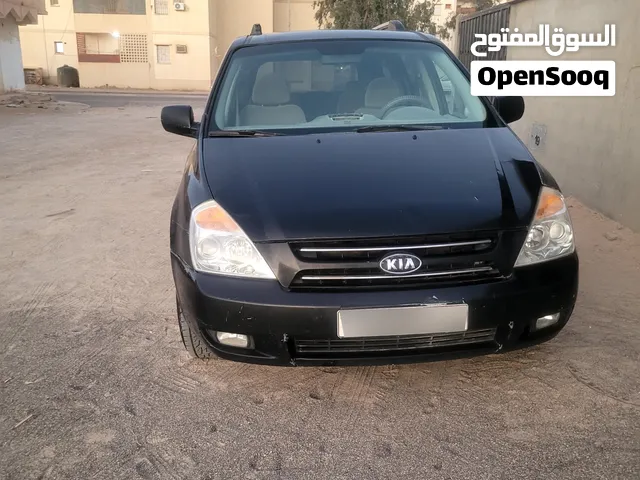 كيا سيدونا موديل 2008