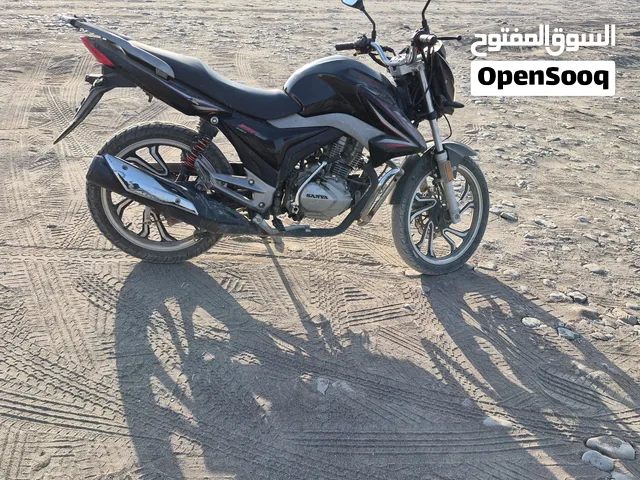 نظيفه جدا موديل 22 لا تحتاج اي شيء