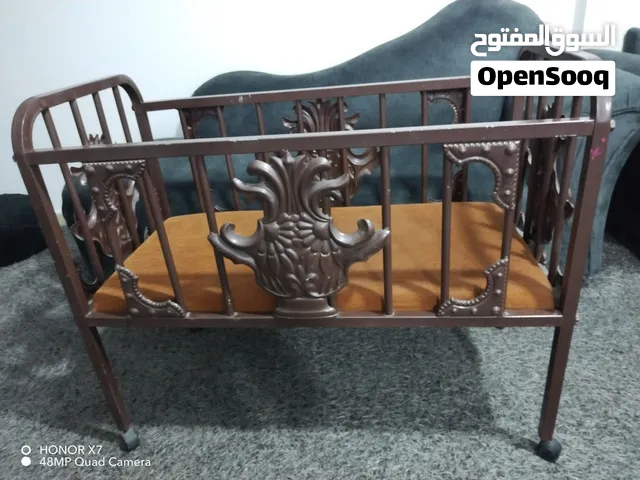 تخت بيبي استعمال خفيف