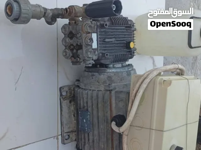 مضخة سيارة موديل ايطالي
