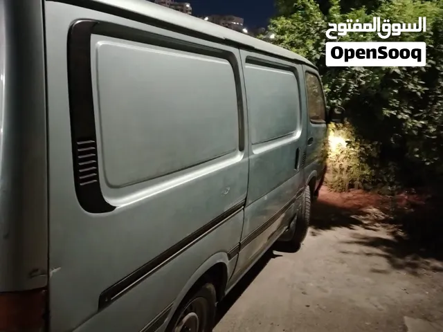 للبيع تويوتا هاي أس 94 شحن ماتور 3L ماتور وقير فحص مرخص سنه كامله مش بحاجة إشي السعر 2150د