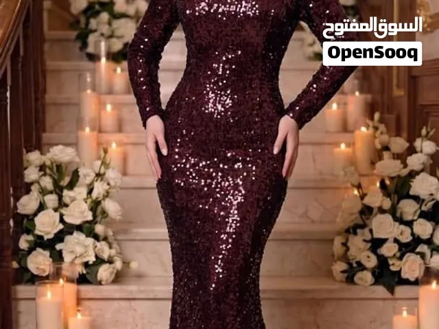ملابس نساي