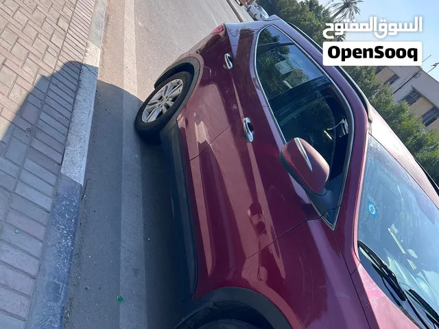 Used Hyundai Santa Fe in Basra