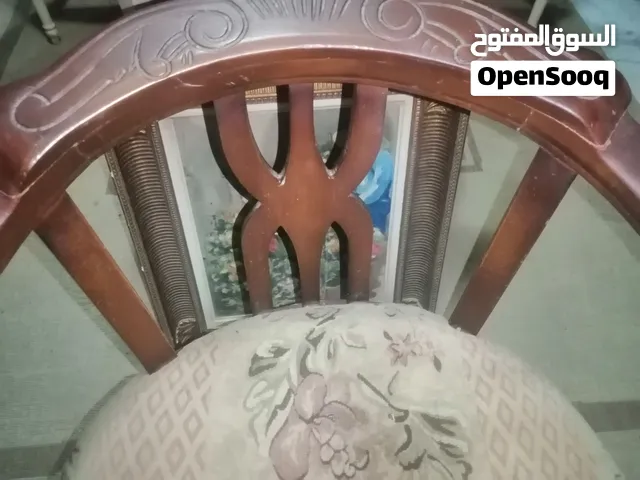 كرسي خشب الأرو