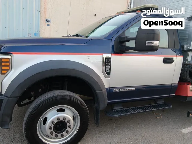 Ford F550 RECOVERY TRUCK