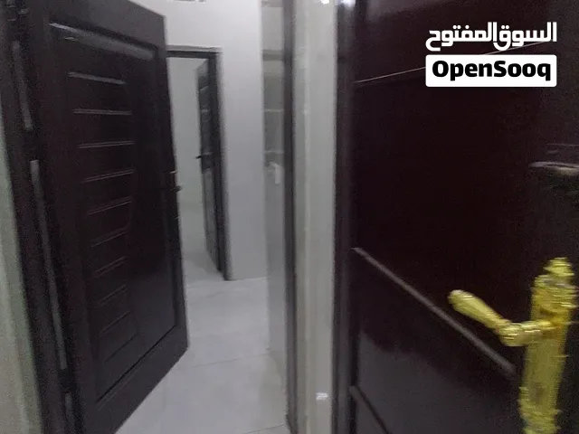 شقة جديدة حديثة في موقع ممتاز بسعر مناسب