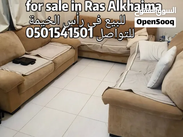كنبات لتسع اشخاص للبيع في رأس الخيمة