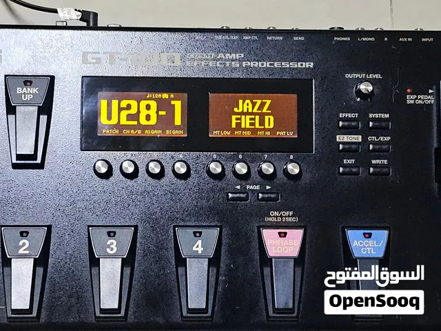 Boss gt 100 Electric guitar multi effects