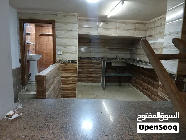 للبيع محل متشطب بقلب شيراتون مطار بجوار شريمب زون