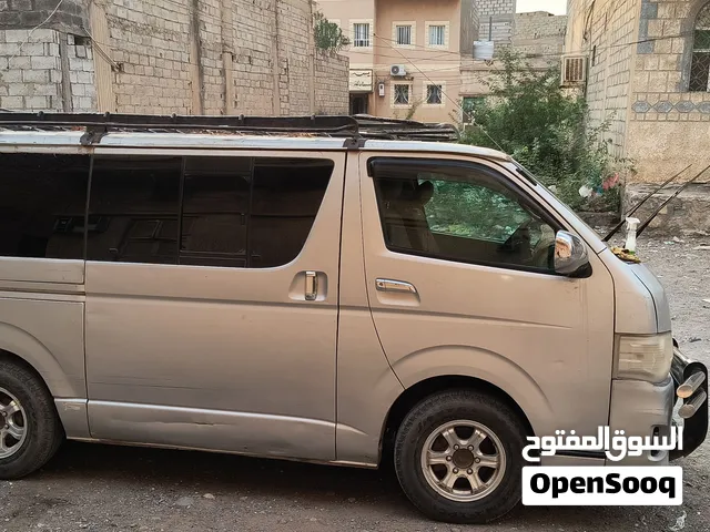 باص هايس اروبي بترول  اوتياميك موديل 2012 نظيف ومضمون مكنيه واسبيت مجمرك مرتين مع الرقم