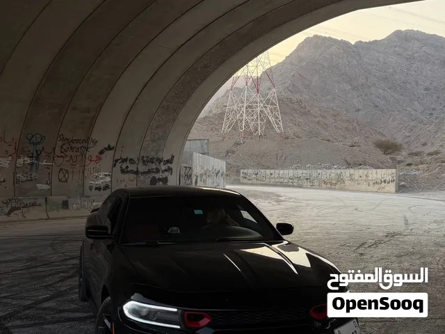 Dodge charger V6 full option