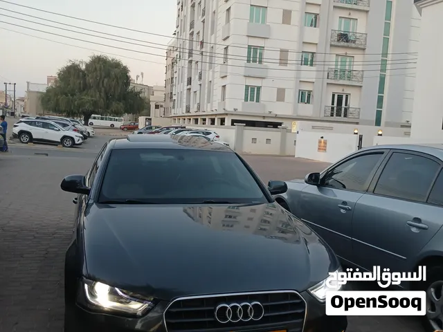 للبيع سيارة أودي A4 ثاني مالك  كامل المواصفات نظيفة جدا و ممشى قليل