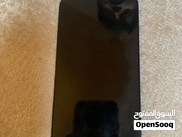 شاشة آيفون 11للبيع فاها خبش بسيط اقرأ الوصف
