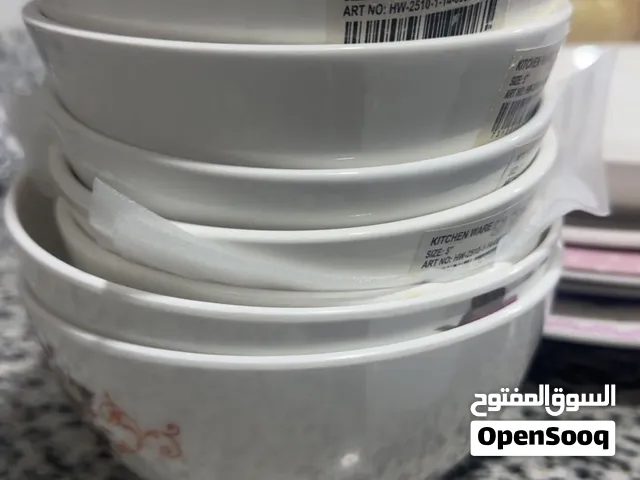 ادوات مطبخيه مصفها جديد وفيها السعو ومظيفه بعضه تم استخدامه اقل من ثلاث شهور