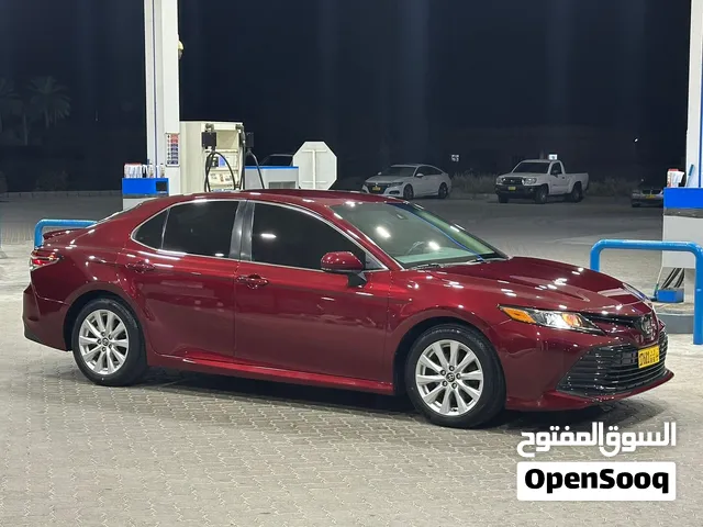 البيع تويوتا كامري LE2018 بحادث لا يذكر