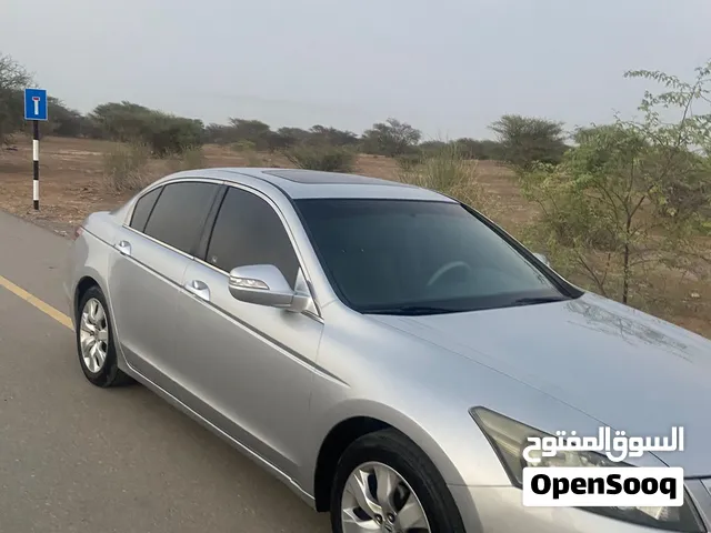 هوندا أكورد 2008 موديل EX-L رمادي مع مواصفات خليجية وسيدان - مرخصة