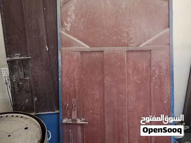 2 ابواب حديد قديم ابو 2.5 ملي ونص غليض