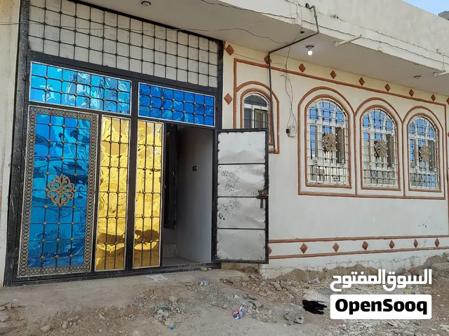 الحق العرض لبنتين شارع 6متر قواعد وعمدان هردي وبسعر عرطه جداً في العاصمه صنعاء