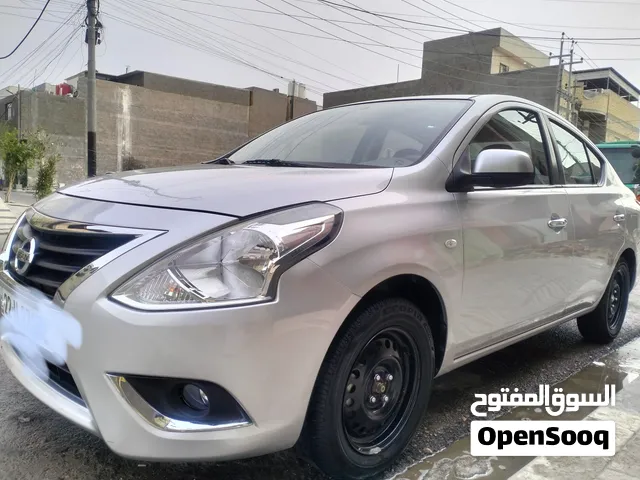 سلام عليكم نيسان صني 2024 كفاله عامه ماشيه 18 هندي بليته زرقاء اللون سلفر رقم وهزه وسنويه جديده