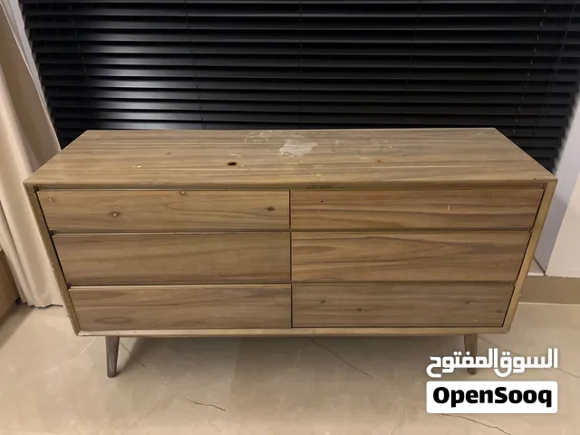 طاوله خشبيه اثاث