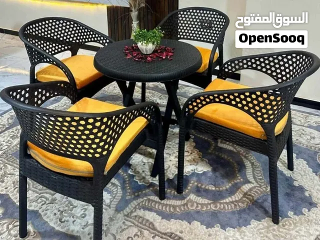 طقم سكر 4 كراسي + ترابيزة مدورة  طقم سكر بتصميم عملي وشكل أنيق، مناسب للمنزل والبلكونات والحدائق