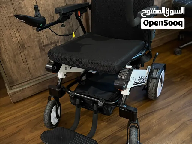 كرسي كهربائي من شركة دايانغ يتحمل أوزان ثقيلة شبه جديد