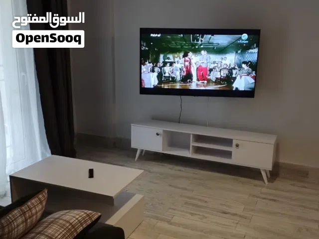 شقه للايجار اليومي في مدينتي فرش فندقي في b12 من مالك مباشر