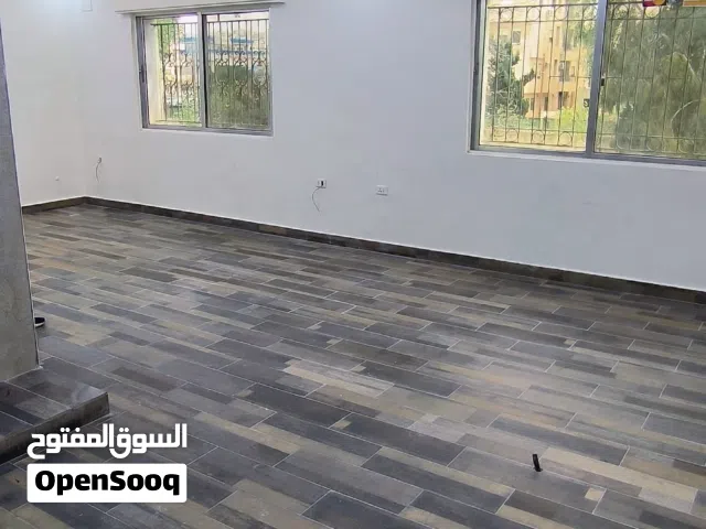 مكتب طابق ارضي مميز جدا للايجار في موقع استراتيجي معروف على شارع رئيسي وحيوي