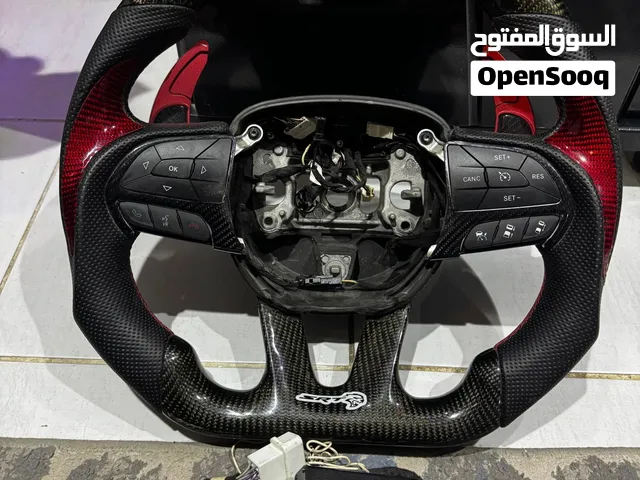 للبيع اغراض تشالنجر و كرايسلر من 2015 ل 2023