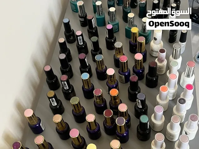 Nail polish colour