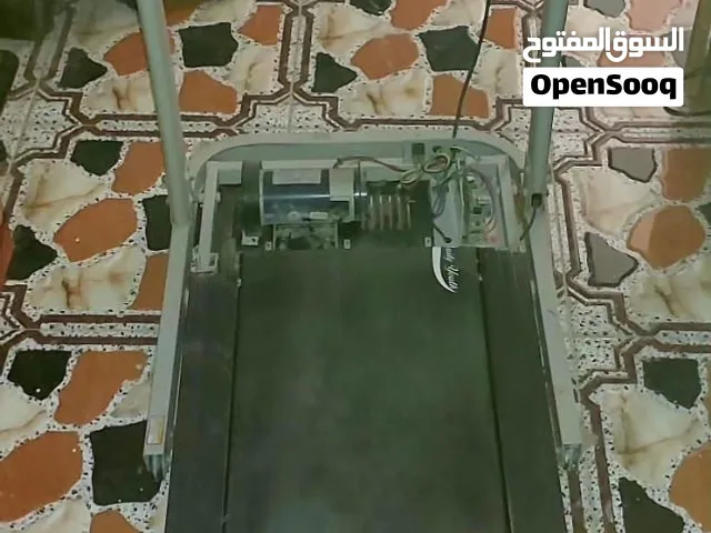 بكج صالة رياضية منزلية متكاملة (جهاز ركض + طقم ملاكمة سويدي)