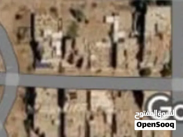 ابو ادم مربع 5 فيها 7شقق مشطبه جاهزه مساحه 300 متر