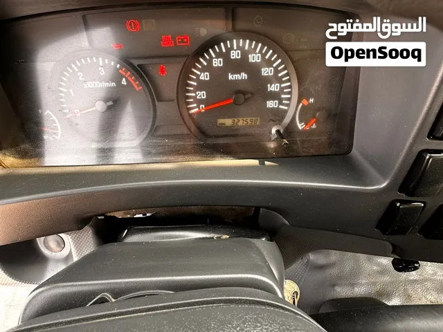 اسوزو ساحنه ثلاثه طن ونص