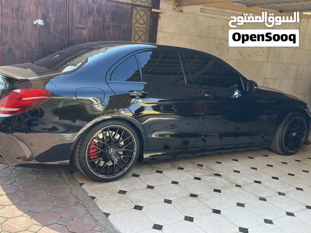 2016 مرسيدس بنز الفئة-C C 63 AMG