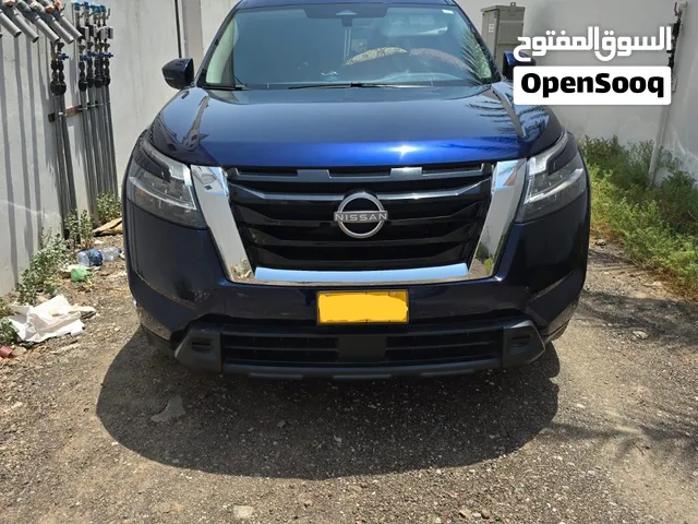 Nissan Pathfinder 2022 Navy Blue