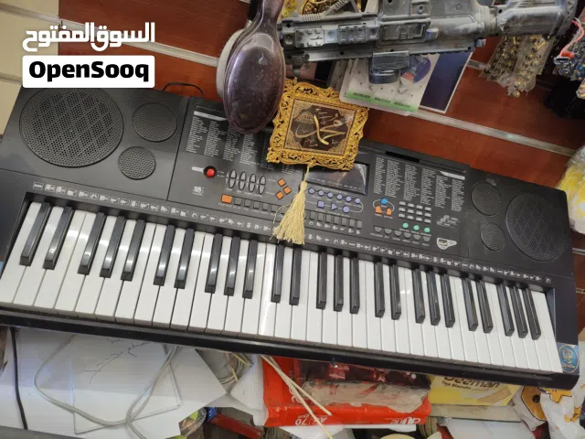 بيانو غربي