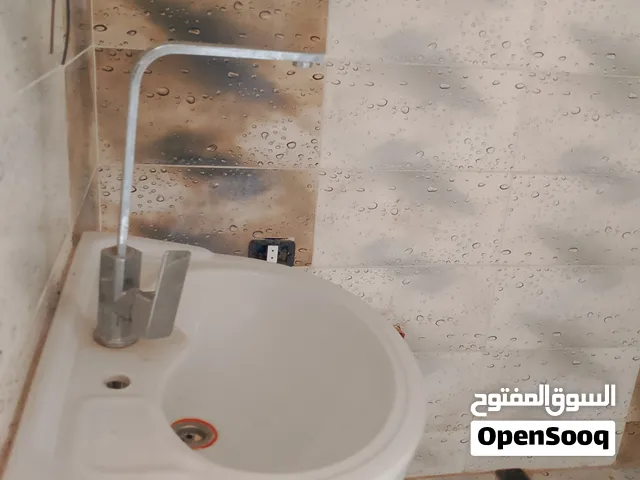 شقه ارضيه حديثه للايجار