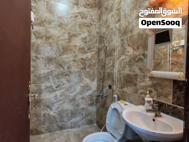 فندق للبيع ( عقد إيجار او خلو)