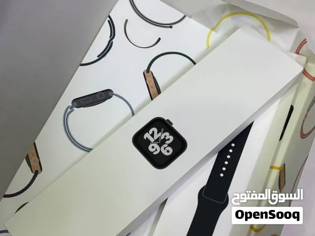 ساعة ابل se