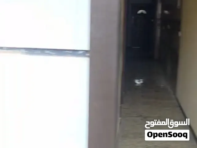 دار سكني طابقين منفصل كل طابق يحتوي على مدخل منفصل عن الأخر
