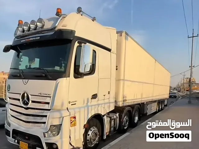 مطلوب رأس تريلا فولفو أو مرسيدس موديل 2020 وما فوق مع براد تبريد للإيجار الشهري بعقد ثابت (خط الجوف