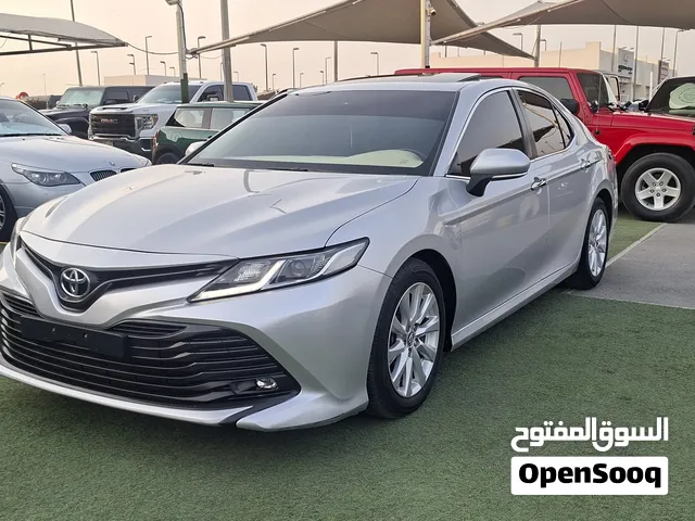 تويوتا كامري فتحه وجلد مالك أول وكاله موديل 2018